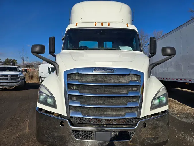 2019 FREIGHTLINER/MERCEDES NEW CASCADIA 116