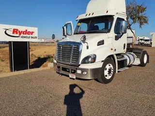 2018 FREIGHTLINER/MERCEDES CASCADIA 113