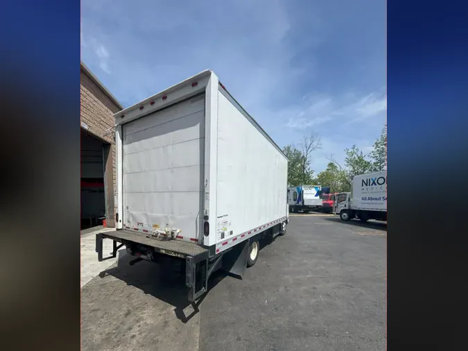 2019 ISUZU NPR HD