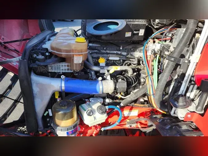 2020 FREIGHTLINER CA116
