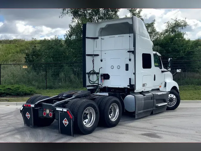 2022 INT LT625 6x4
