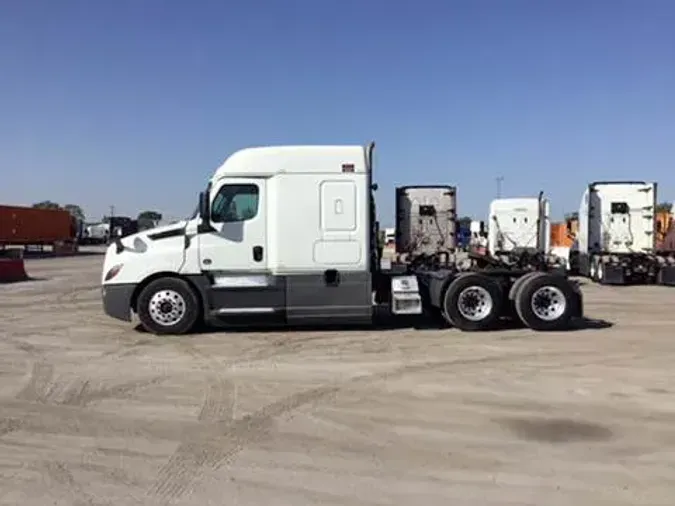 2020 Freightliner Cascadia