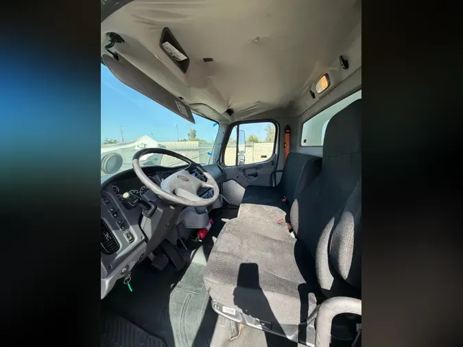 2018 FREIGHTLINER/MERCEDES M2 106210f0688769fcdee1b354d7858a5ec6d