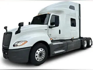 2021 International LT625