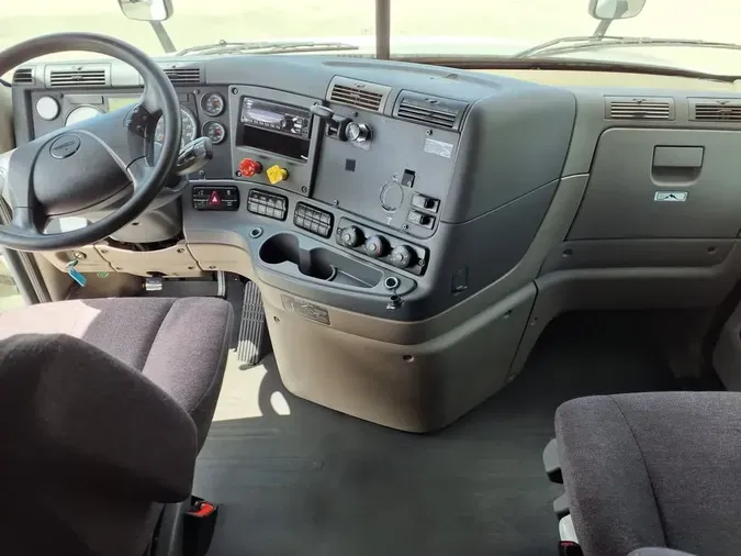 2020 FREIGHTLINER CASCADIA 125