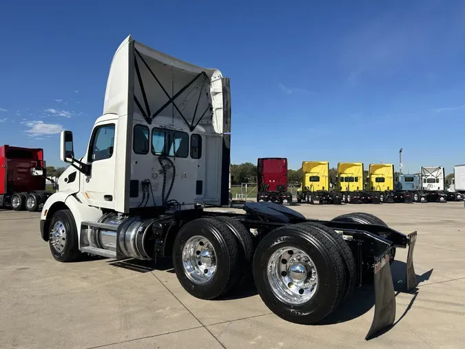 2021 Peterbilt 579