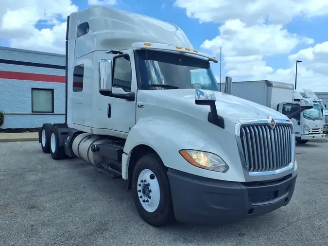 2019 NAVISTAR INTERNATIONAL LT625 SLPR CAB