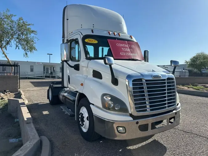 2017 FREIGHTLINER CASCADIA 113