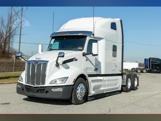 2022 PETERBILT 579