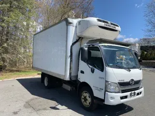 2018 HINO TRUCK 195