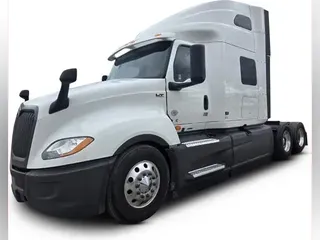 2024 International LT625