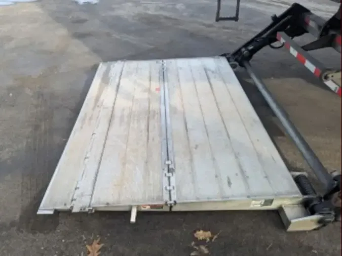 2019 FREIGHTLINER/MERCEDES M2 106