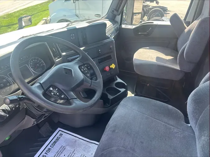 2020 International LT625