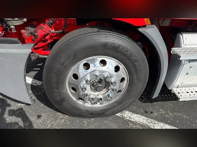 2021 FREIGHTLINER CA116