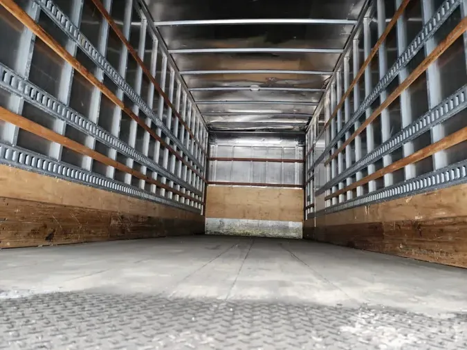 2019 FREIGHTLINER/MERCEDES M2 106