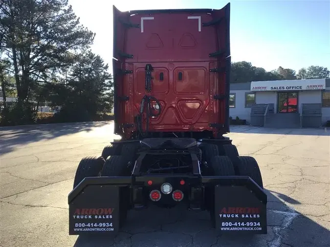 2021 FREIGHTLINER CASCADIA