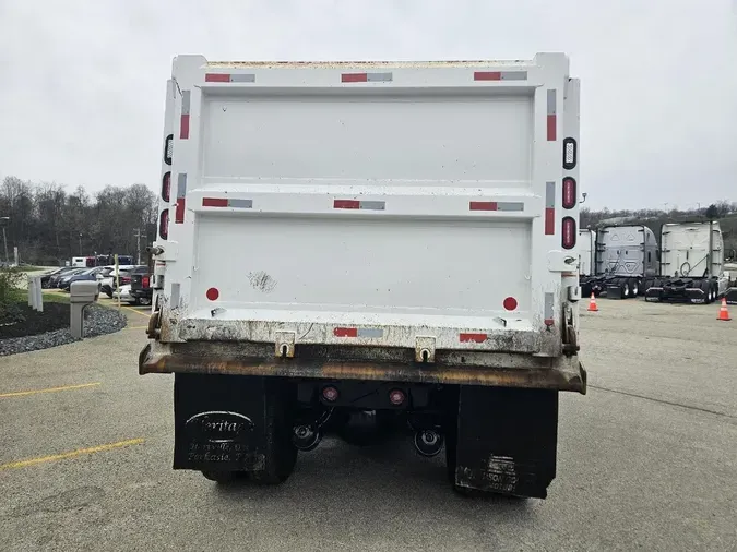2023 KENWORTH T880