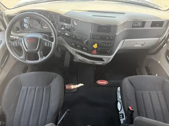 2021 Peterbilt 579