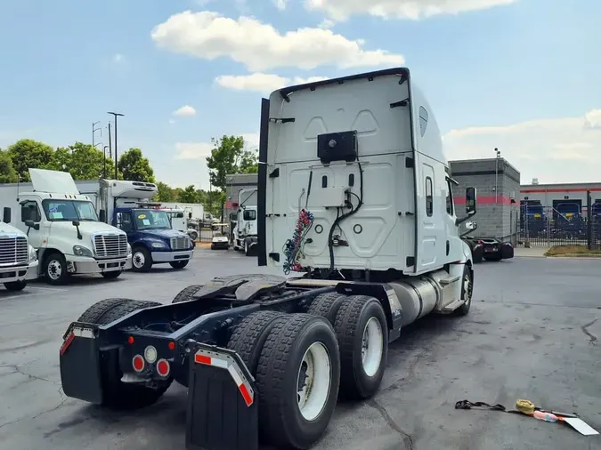 2019 FREIGHTLINER NEW CASCADIA PX12664