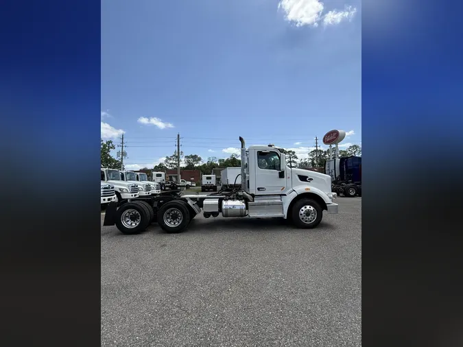 2020 Peterbilt 567