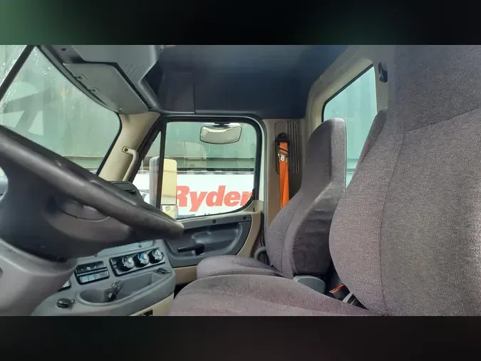 2017 FREIGHTLINER/MERCEDES CASCADIA 125