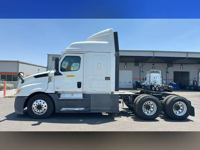 2020 Freightliner Cascadia