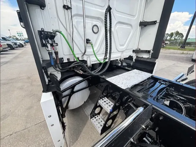 2022 Freightliner PT126SLP