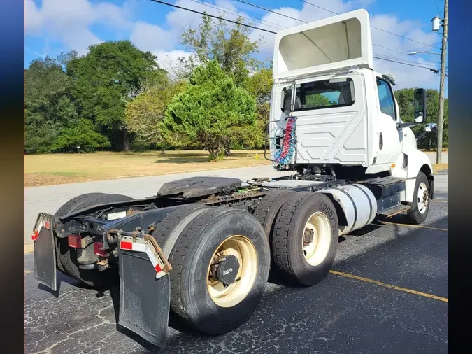 2019 NAVISTAR INTERNATIONAL LT625 DAYCAB T/A