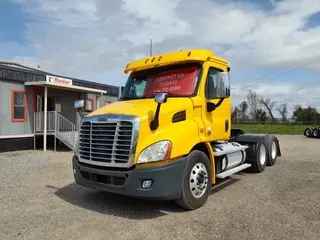 2018 FREIGHTLINER/MERCEDES CASCADIA 113