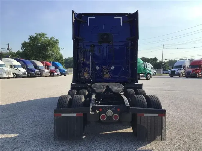 2021 FREIGHTLINER CA126