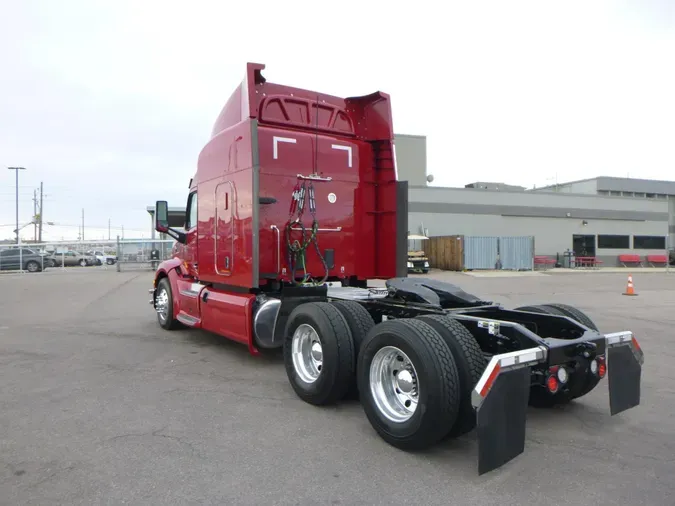 2022 Peterbilt 579