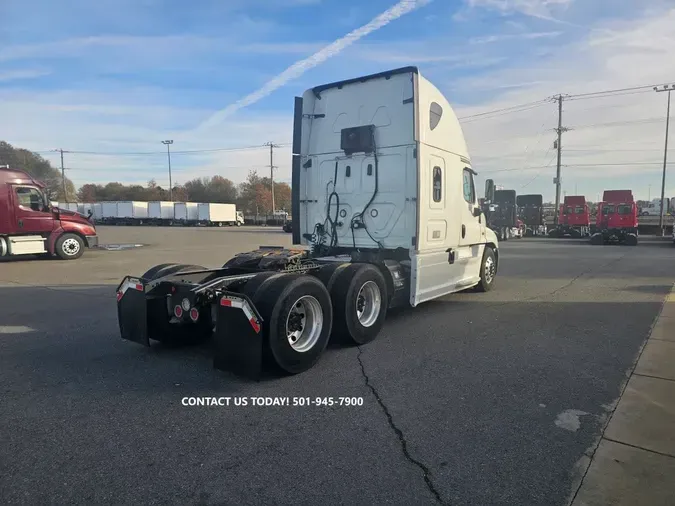 2020 FREIGHTLINER/MERCEDES CASCADIA 125