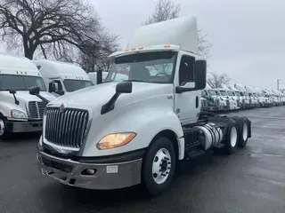 2019 NAVISTAR INTERNATIONAL LT625 DAYCAB T/A