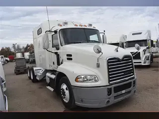 2015 MACK PINNACLE CXU613