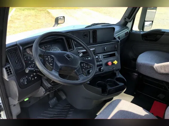 2021 INT LT625 6x4