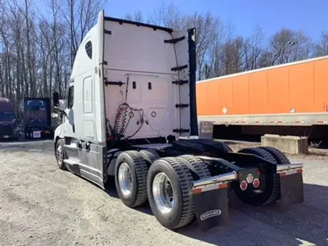 2021 Freightliner Cascadia