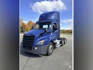 2022 FREIGHTLINER CASCADIA 116