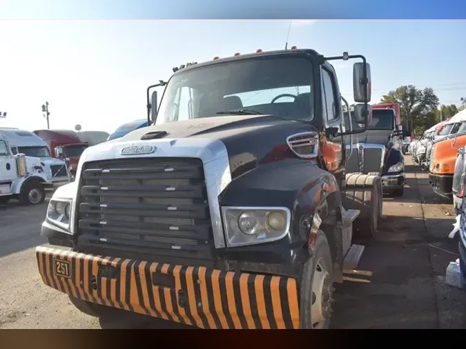 2015 FREIGHTLINER 114SD