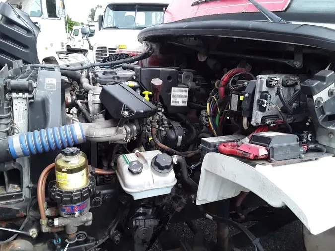 2020 FREIGHTLINER M2 106