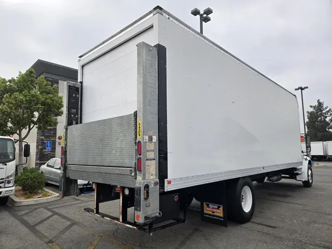 2018 Freightliner Business Class M2 106