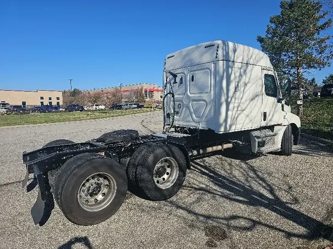 2020 Freightliner T12662ST