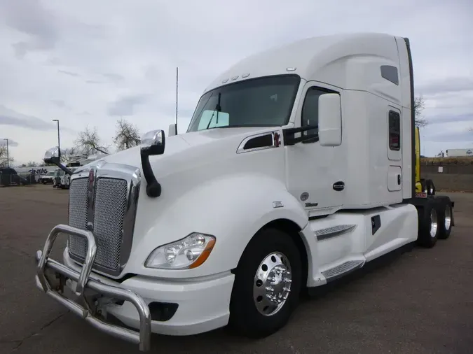 2021 Kenworth T68021718661d1cc0aac2577b984ff245765