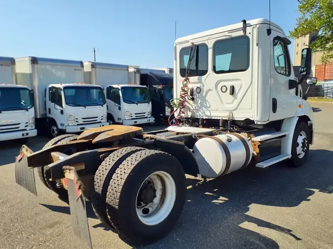 2018 FREIGHTLINER CASCADIA 113