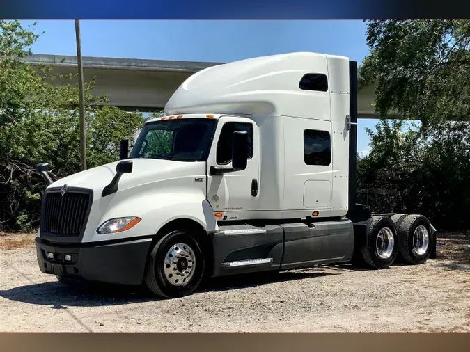 2021 INT LT625 6x4