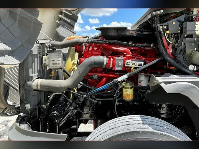 2021 INT LT625 6x4