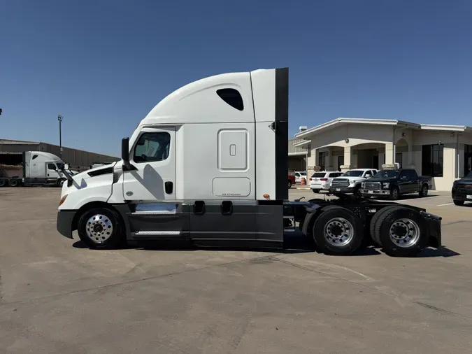 2021 Freightliner Cascadia