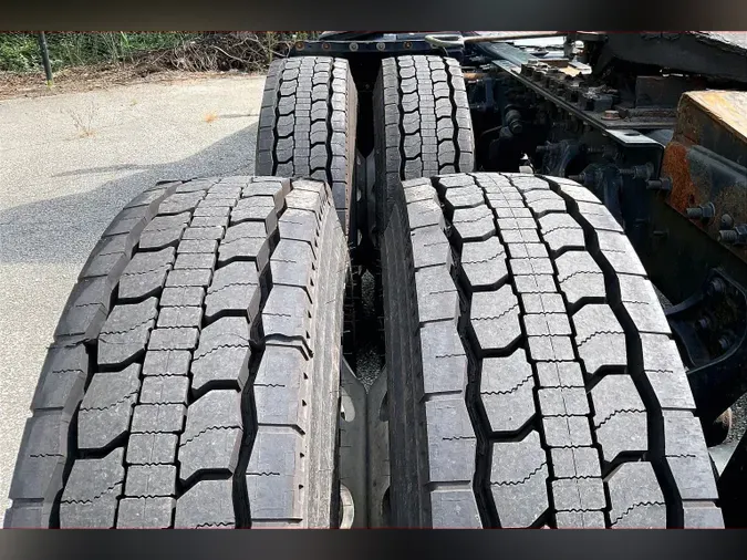 2021 INT LT625 6x4218254cc735d33ca7b39872674ee2068
