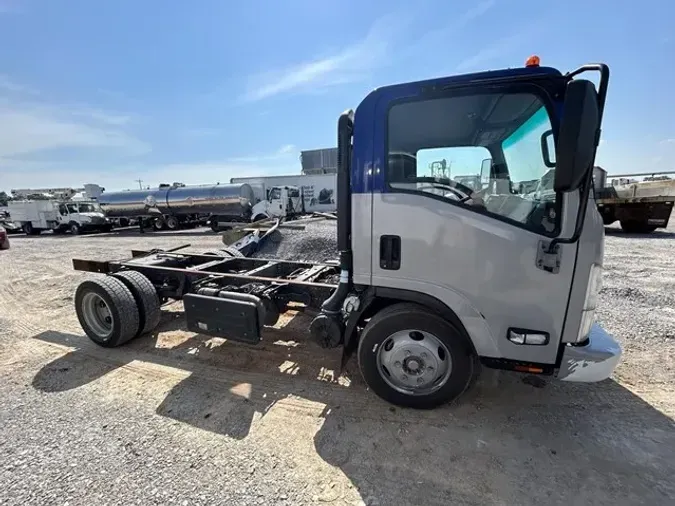 2019 ISUZU NRR