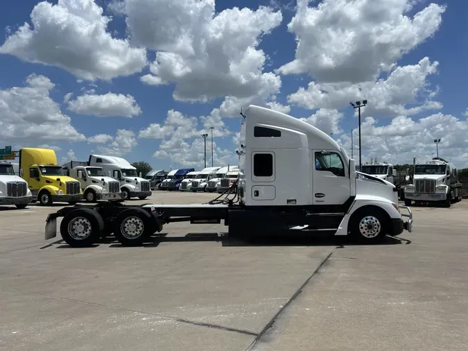 2023 Kenworth T680