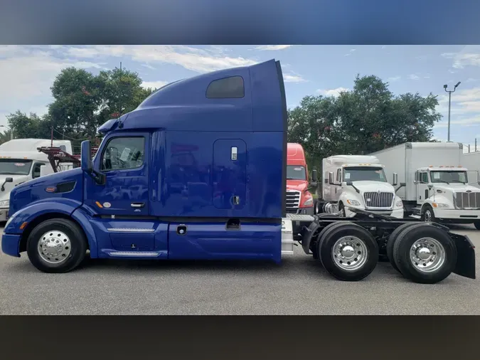 2022 Peterbilt 579